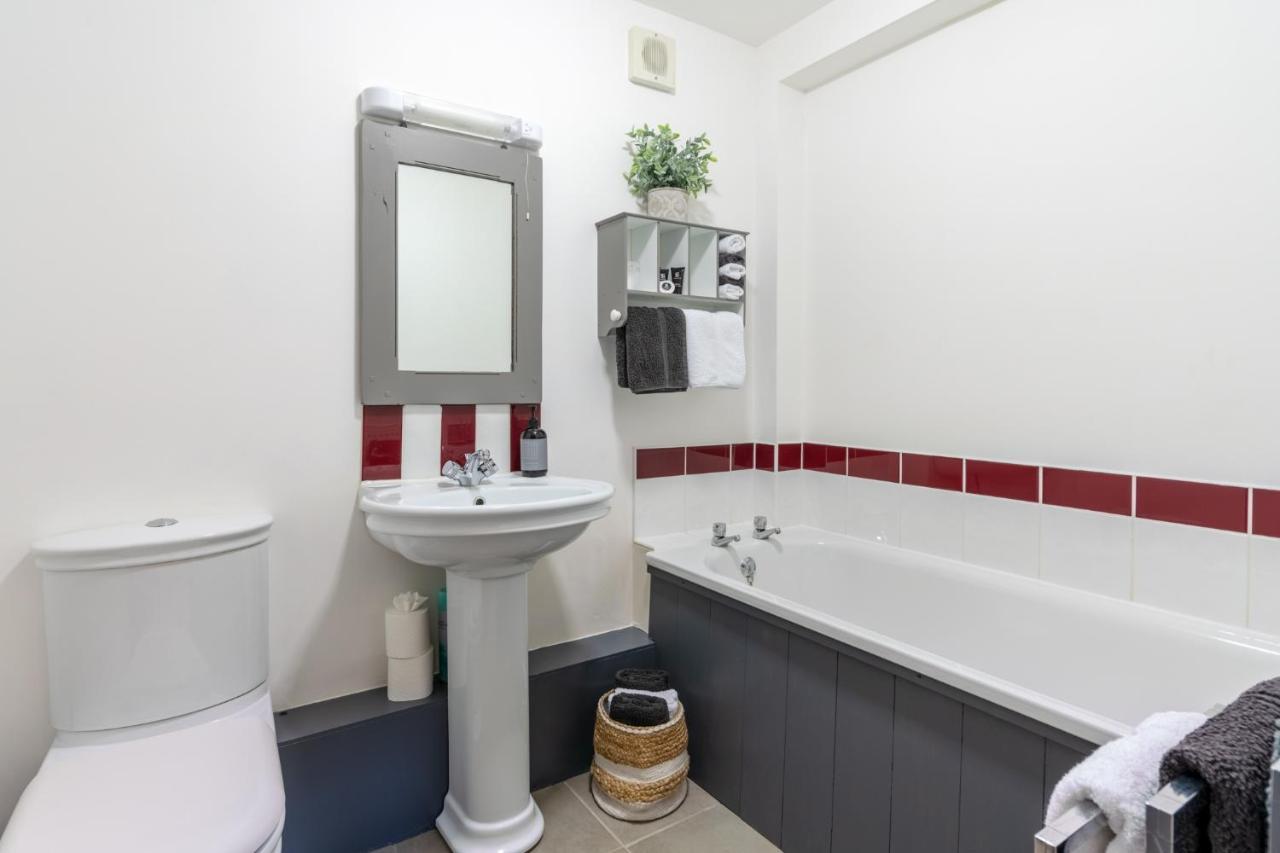 Buff Lodge Tackley Экстерьер фото