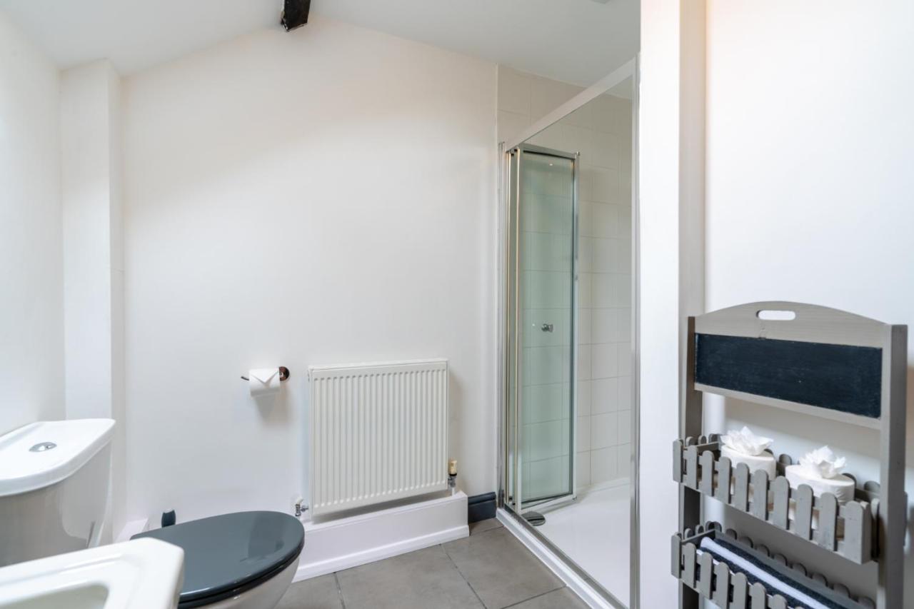 Buff Lodge Tackley Экстерьер фото